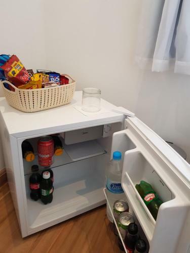 Quarto Privativo Em Condominio