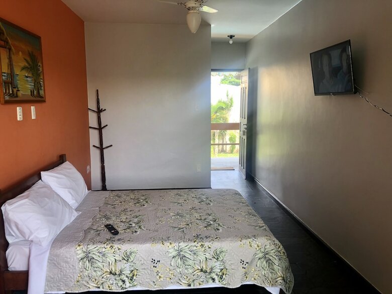 Hostal Pousada Bougainville