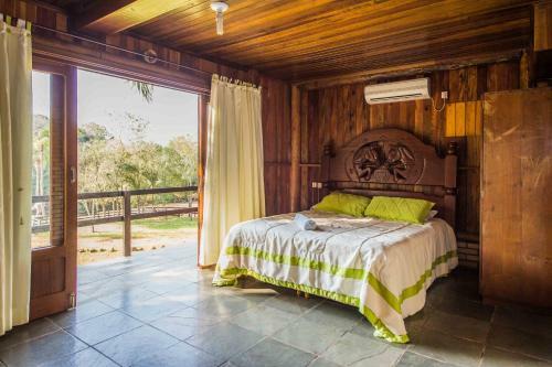 Hotel Fazenda Tr�s Cascatas