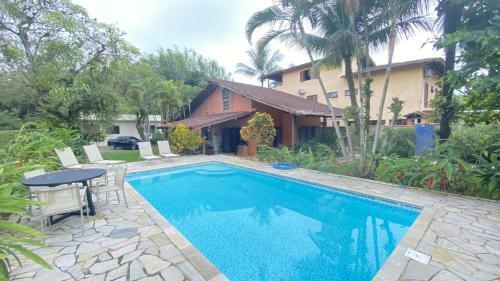 Casa Azal�ia A 300m Da Praia de Camburi
