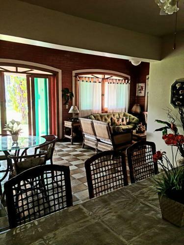 Casa Perto Da Areia Em Guaeca Com Wifi E Churrasq