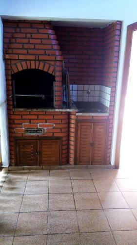 Casa Perto Da Areia Em Guaeca Com Wifi E Churrasq