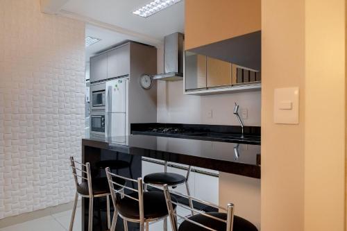Apartamento L050 - Edif�cio Shangril� 102