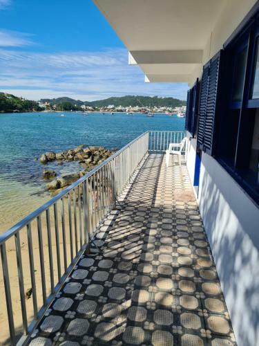 Apartamentos Na Praia Da Sepultura
