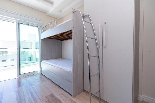 Aluguel Apartamento 4 Su�tes Com Jacuzzi Bombas Sc