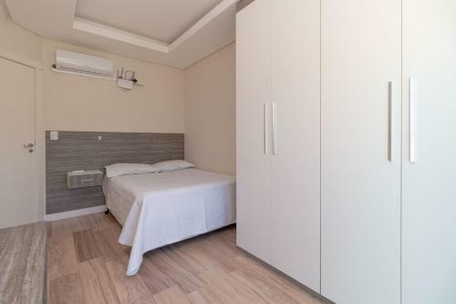 Aluguel Apartamento 4 Su�tes Com Jacuzzi Bombas Sc
