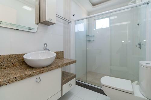 Aluguel Apartamento 4 Su�tes Com Jacuzzi Bombas Sc