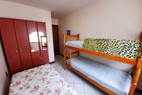 Apartamento Cod 110 Edif�cio Acapulco Bombas