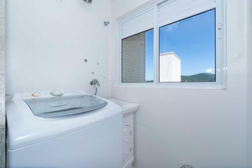 Aluguel Apartamento 3 Quartos Sendo 1 Su�te Bombas Sc