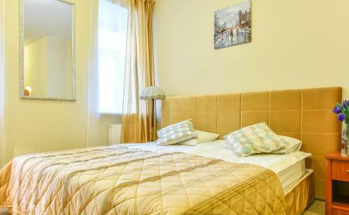 Aolla Hotel