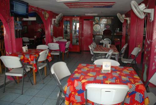 Hotel Coastalbay 2