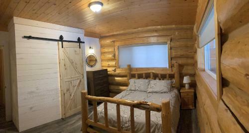 Cougar Mountain Cabin Rentals