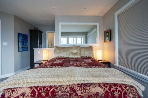 *10 Mile Point Stunning Oceanfront