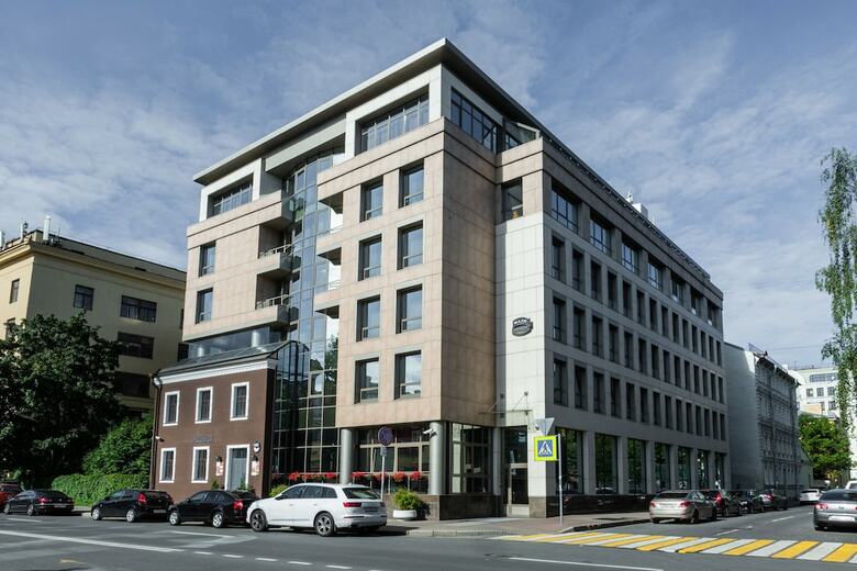 Sharf Hotel