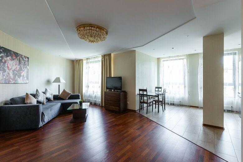 Sharf Hotel