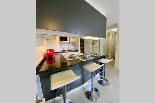 Apartamento En El Coraz�n Del Centro Financiero de Las Condes