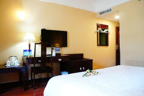 Hujialou Hot Spring Hotel