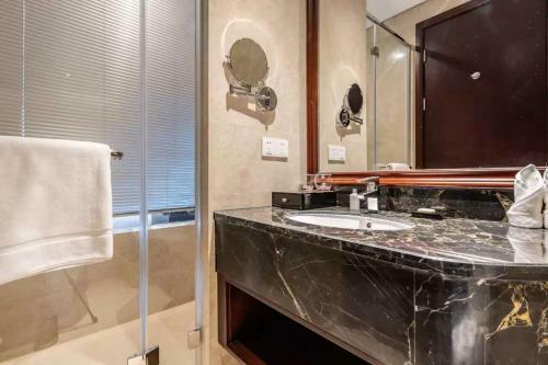 Hangzhou Huading International Hotel