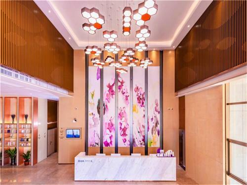Lavande Hotel Jiangmen Golf Club