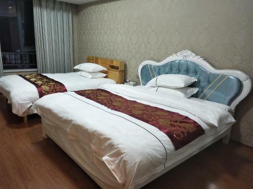 Huaxin Aparthotel