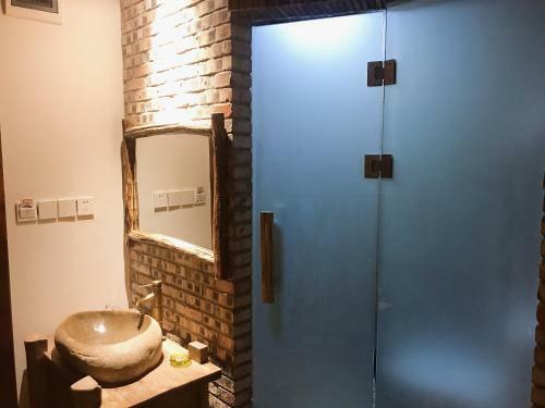Purple Wood Guesthouse