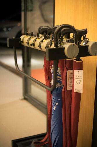 Hotel 7days Premium Yizhou Train Staiton Branch
