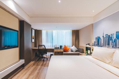 Atour Hotel Longyang Road