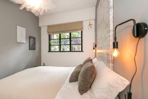 Le Mansion Apartment