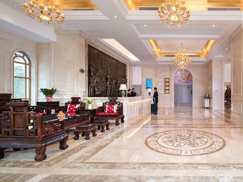 Vienna Hotel (Shaoguan Qujiang Shunjing)