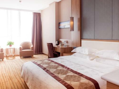 Greentree Eastern Tianjin Wuqing Stadium Hotel