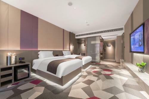 Lavande Hotel Wuhan Optics Valley Technology Exhibition Center
