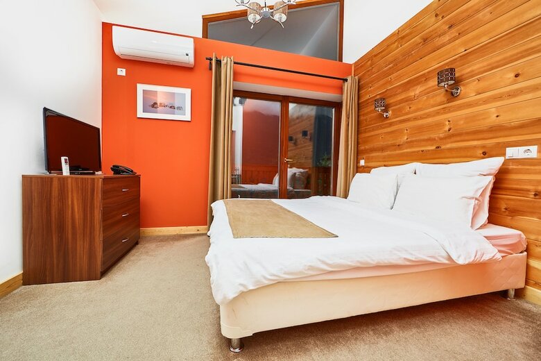 Hostal Park Chalet Residence