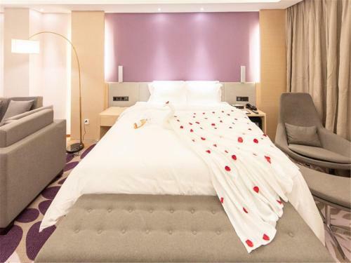 Lavande Hotel Xuzhou People's Square