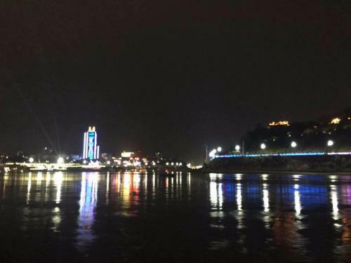 Hotel 7days Premium Yibin Riverside Branch