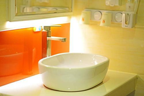 Hotel 7days Premium Yichang Gezhouba Branch