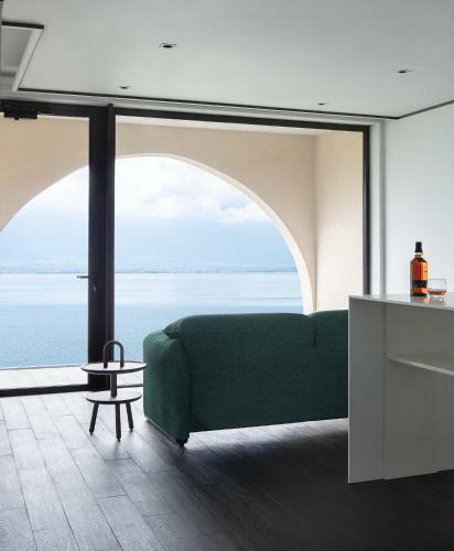 Hotel Mont XIX Full Lake View Luxury Villa
