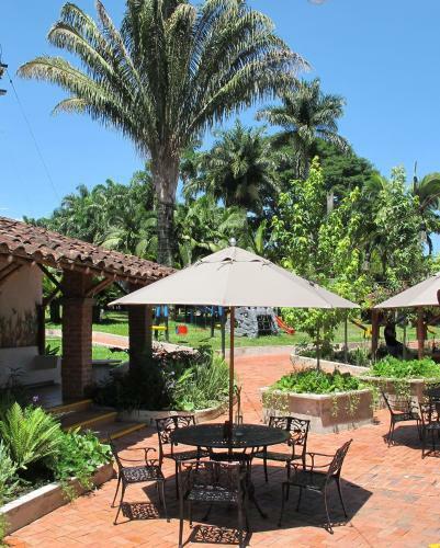 Hotel Rancho Eden
