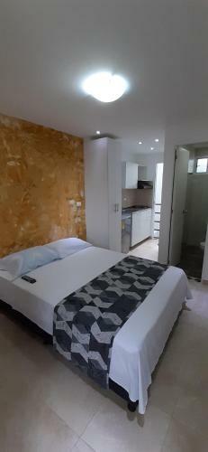 Farallones Apartahotel - Betania