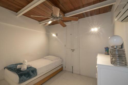9 Bedroom Apartment With Jacuzzi In Old City
