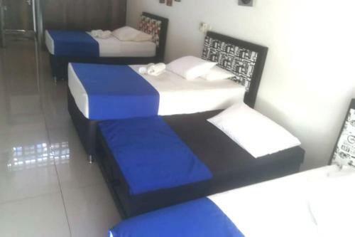 Cuarto Con Ba�o Privado Y Piscina