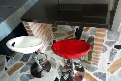 Cuarto Con Ba�o Privado Y Piscina