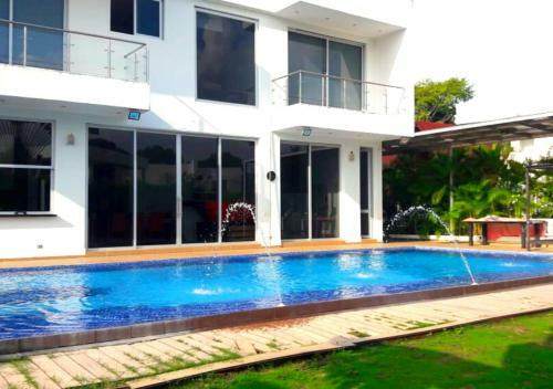 Casa Con Piscina Privada Condominio Campestre El Pe�on