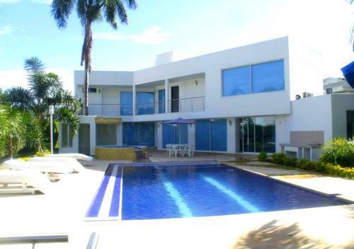 Casa Privada En Condominio Campestre El Pe�on