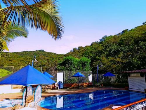 Hotel Campestre El Port�n de San Gil
