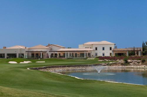 Villa In Kouklia Sleeps 6 With Pool And Air Con