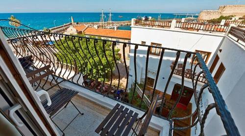 Kyrenia British Harbour Hotel