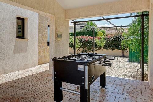 Latchi Villa Sleeps 5 With Pool Air Con And Wifi