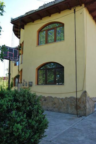 Hostal Pensiunea Cassandra