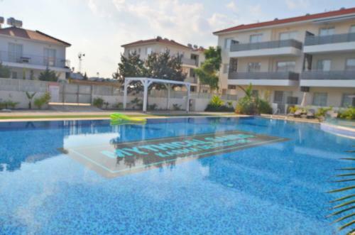 Mythical Apartment - 2 Bed Large Communal Pool, Close To Protaras