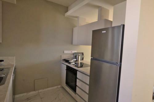 Mythical Apartment - 2 Bed Large Communal Pool, Close To Protaras